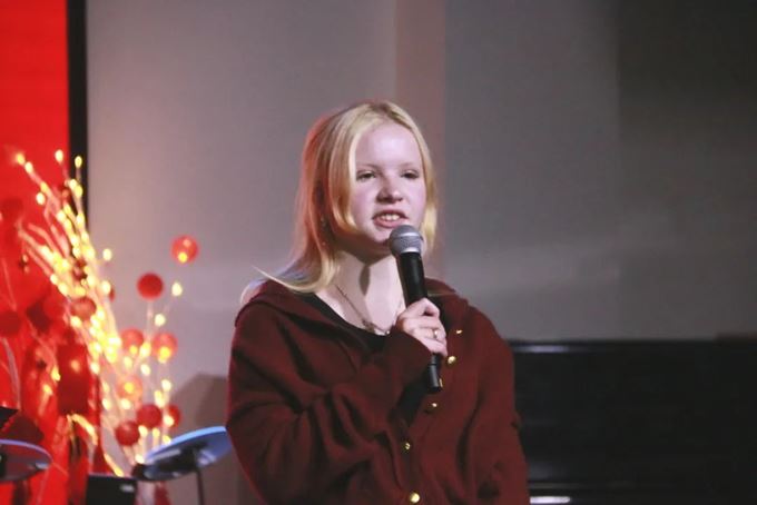 龙年新春庆祝活动 - Chinese New Year with Performances and Temple Fair