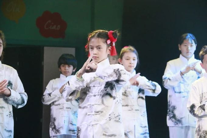 龙年新春庆祝活动 - Chinese New Year with Performances and Temple Fair