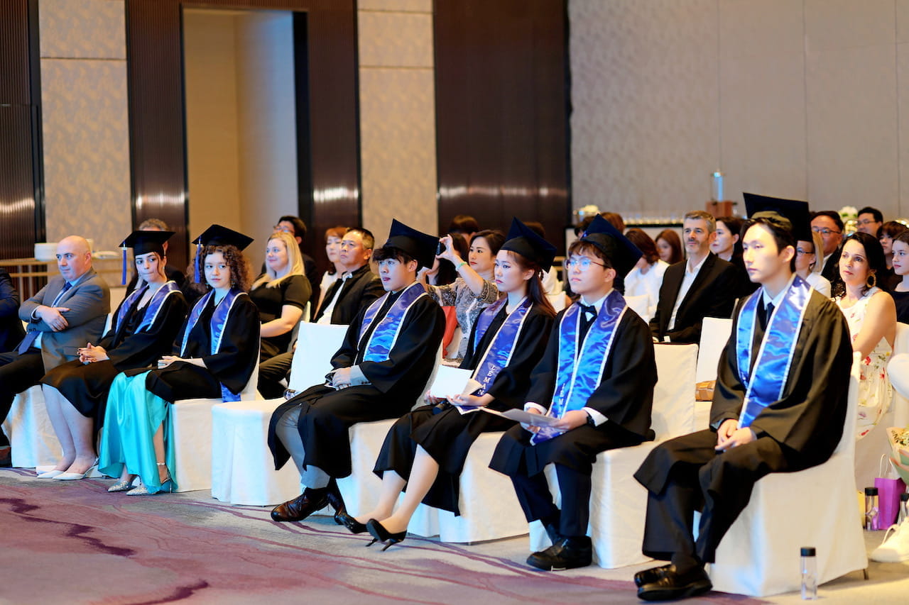 祝贺2023届毕业生毕业快乐! - Congratulations to the Class of 2023