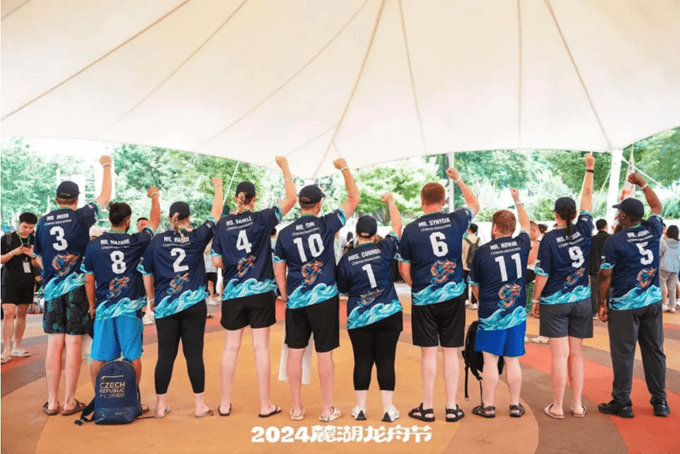 Leman Team at Luxe Lakes Dragon Boat Race - Leman Team at Luxe Lakes Dragon Boat Race
