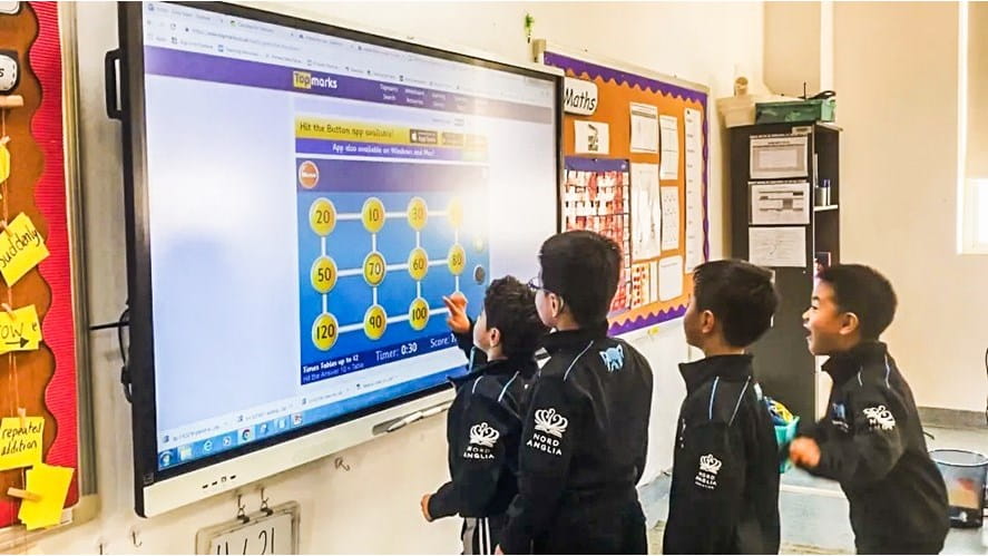 Classroom Smart Tech | Léman International School Chengdu-smart-technology-in-the-classroom-640webp 2