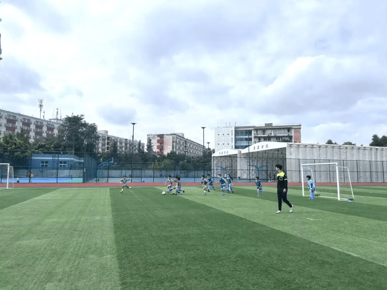 乐盟精彩绝伦的U11足球队 - Wonderful U11 Football Team