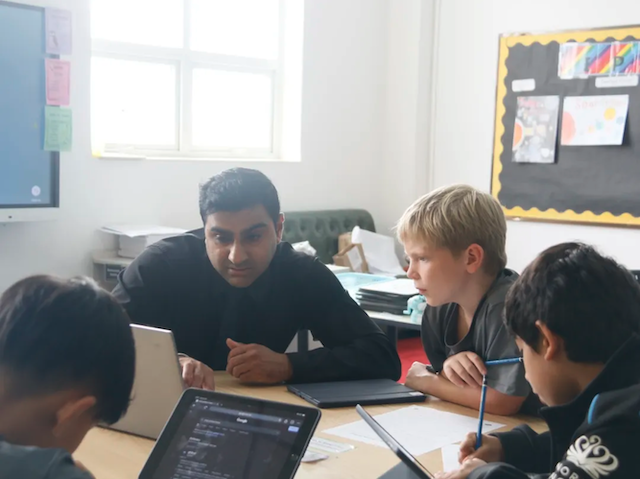 优秀教师具备的特质？我们的教职员工具备的十大素质  - What makes a good teacher