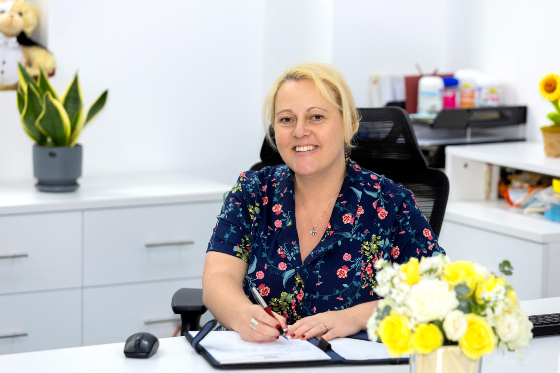 How We Teach | Léman International School Chengdu - Feature Cards Tabs