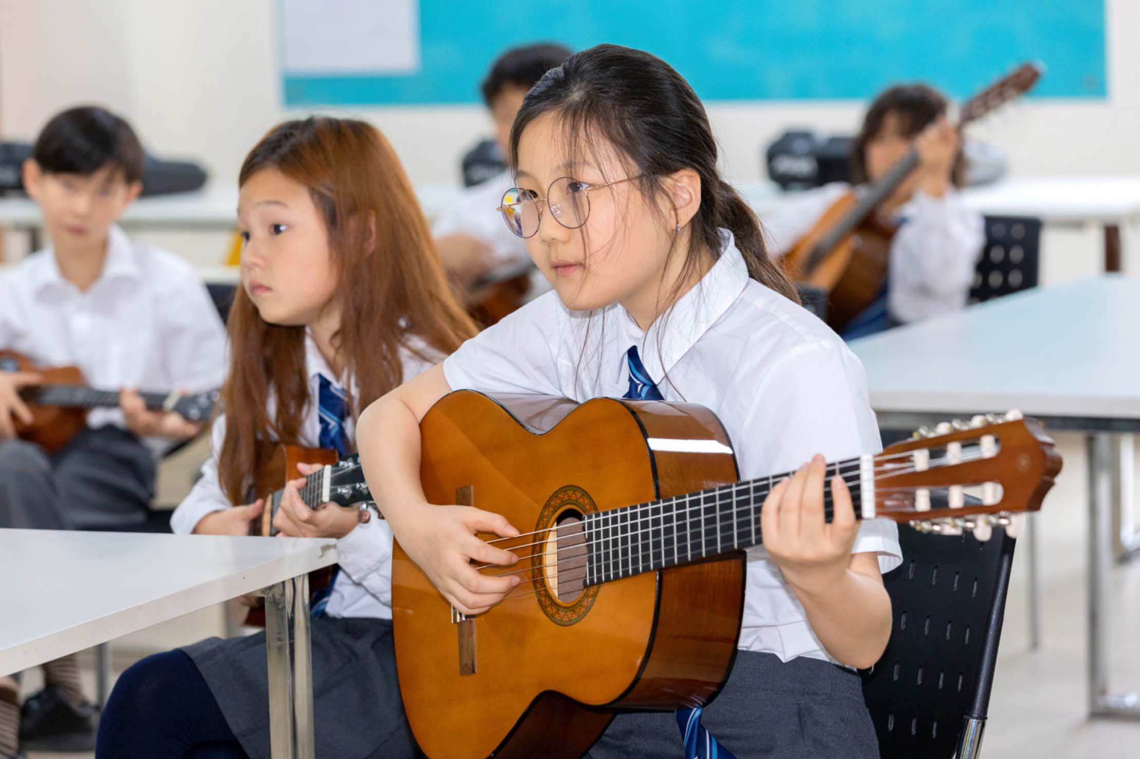 Outstanding Experiences | Léman International School Chengdu - 01 - Level 2 Page Header With Text Only