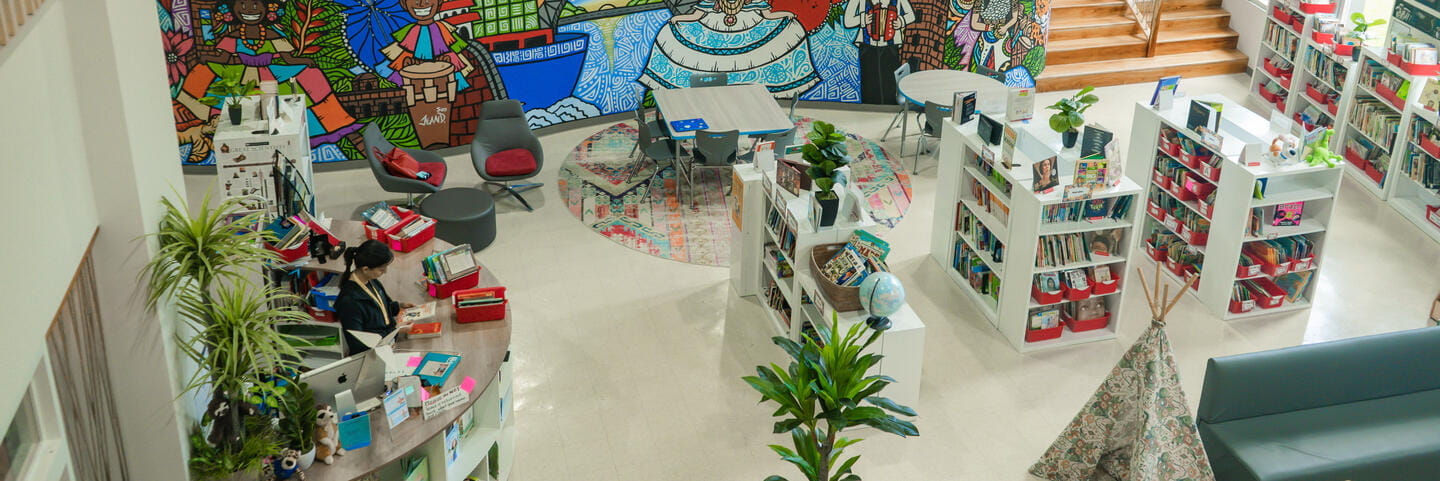 Library | Metropolitan School of Panama-Content Page Header-Library