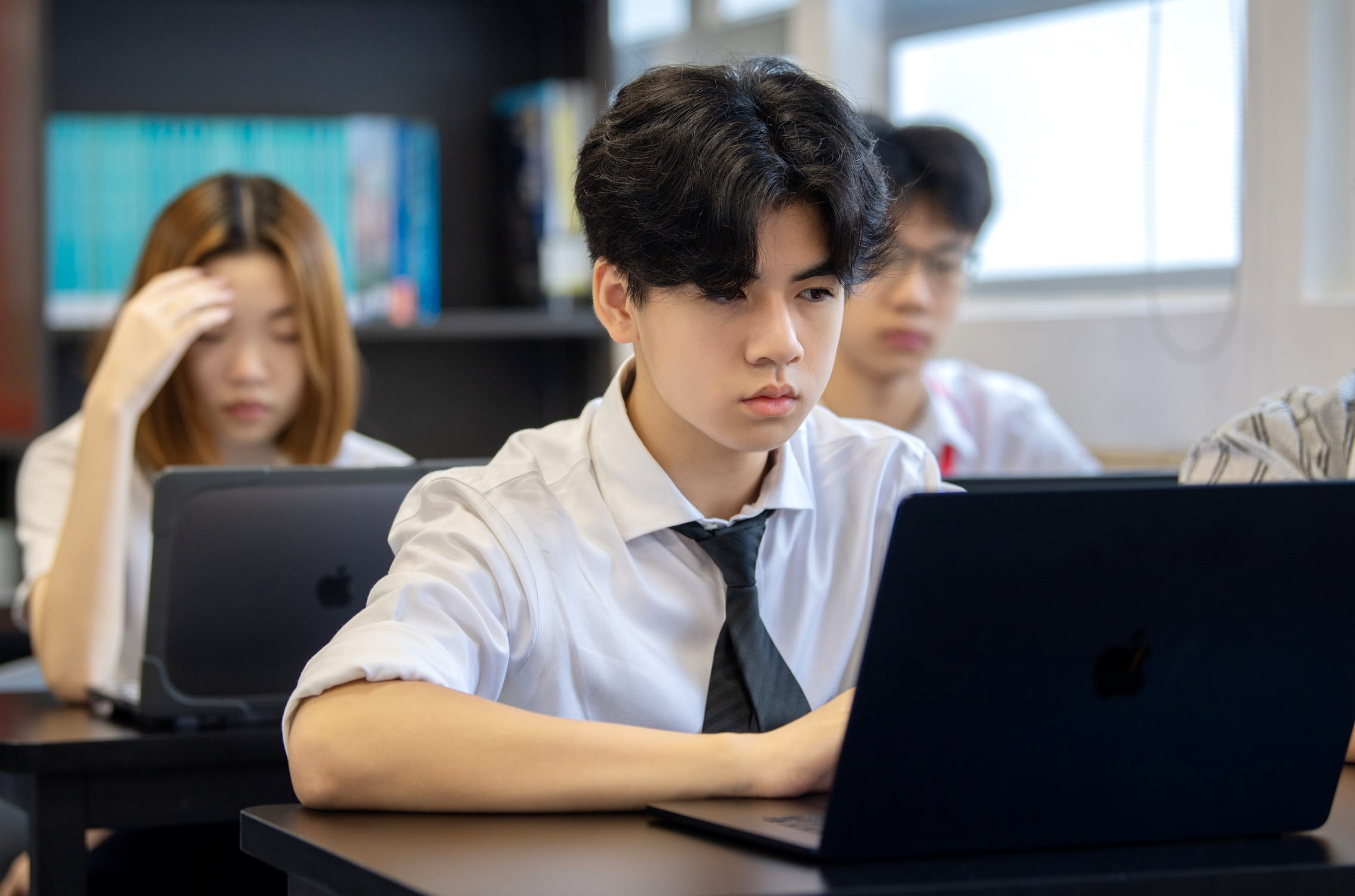 BTEC at NAIS Hong Kong Sixth Form | Applied Learning Pathway - Image-50-50-01