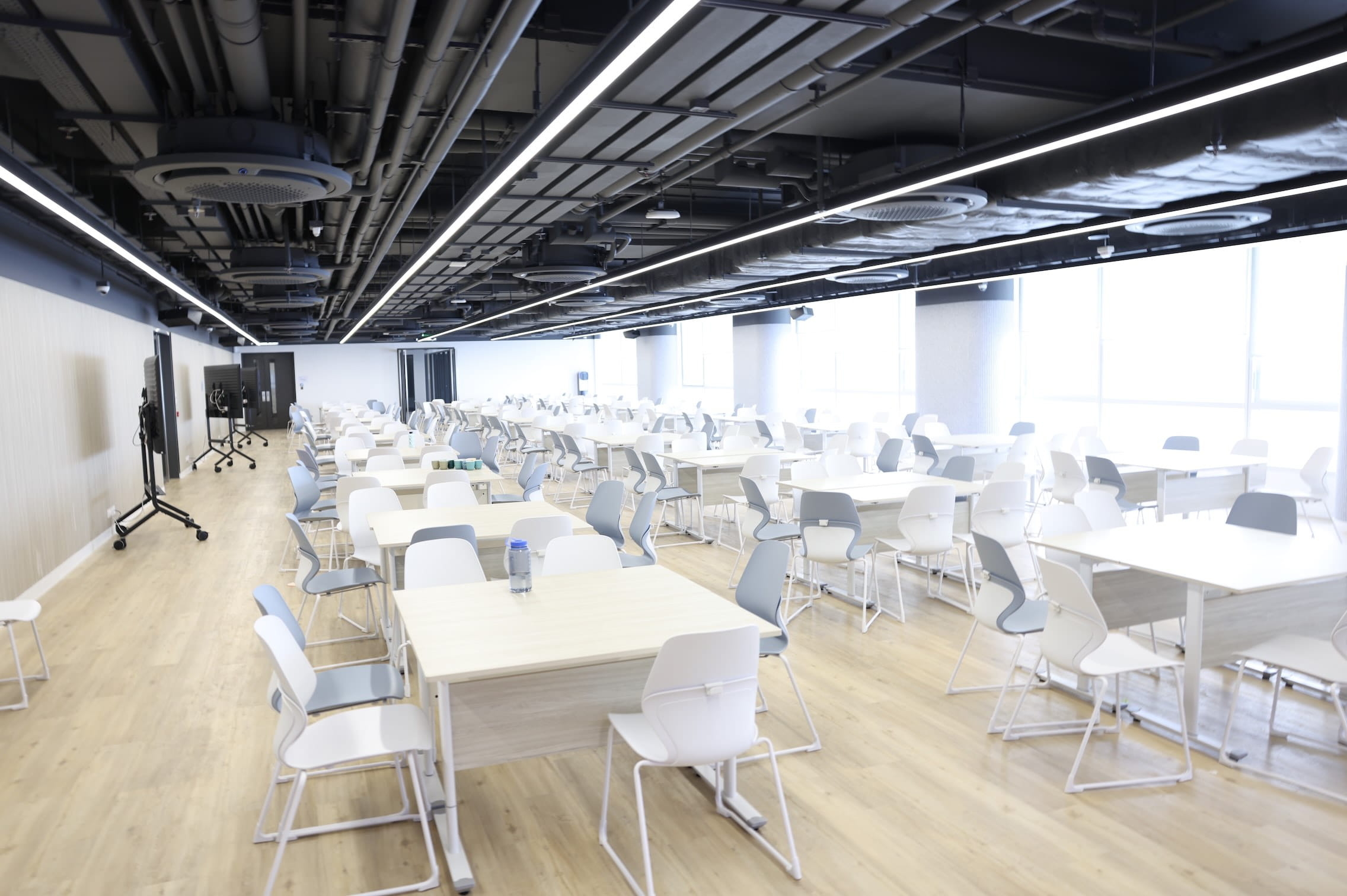 Hung Hom Sixth Form Centre | Ages 16-18 | NAIS Hong Kong - Carousel Default