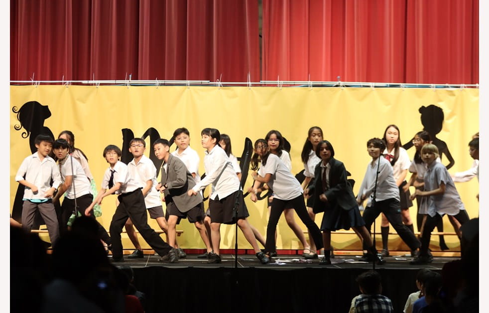 279535paddedw982h628of1f8f4f3y6drama8jpg