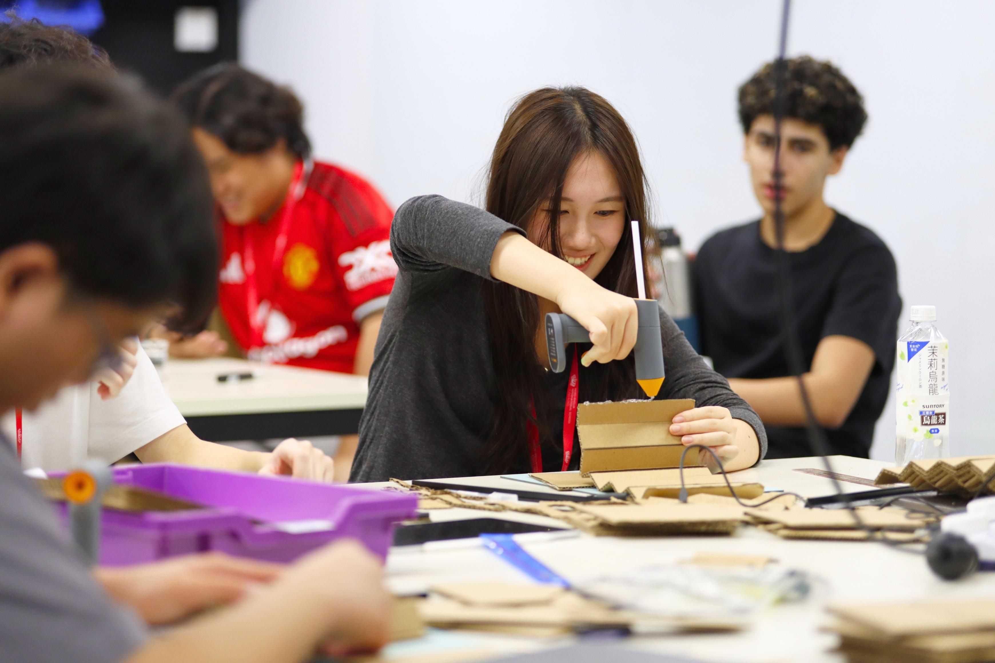 The NAIS Sixth Form Choice Series - BTEC - The NAIS Sixth Form Choice Series - BTEC