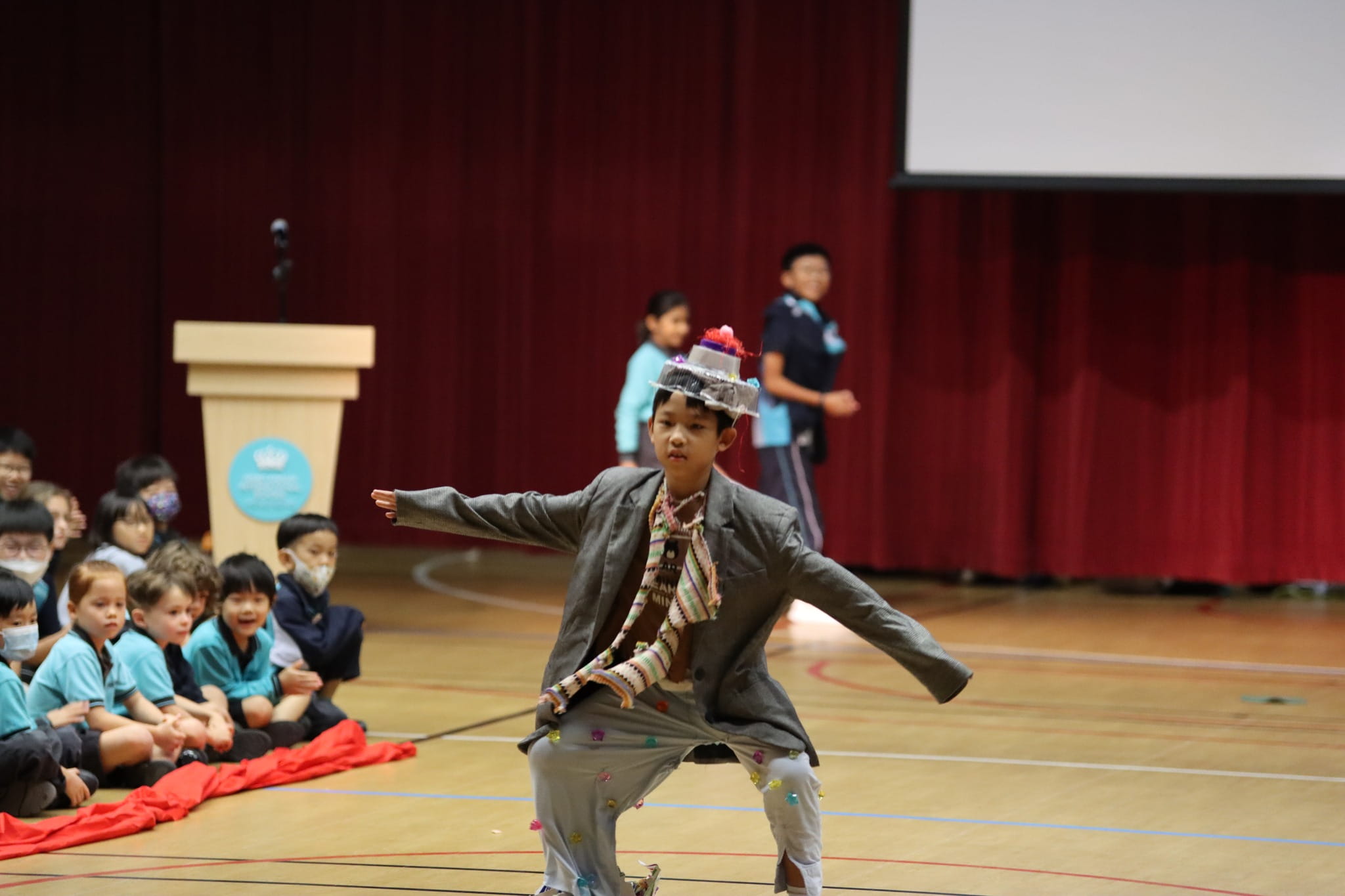 Primary Trashion Show - Carousel For News Detail