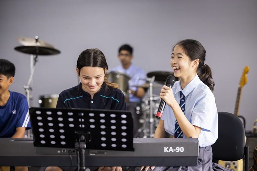 What makes international schooling distinctive - international-school-experience-nais-manila