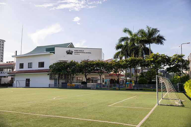 FEATURE ARTICLE NAISM - FEATURE ARTICLE NAISM