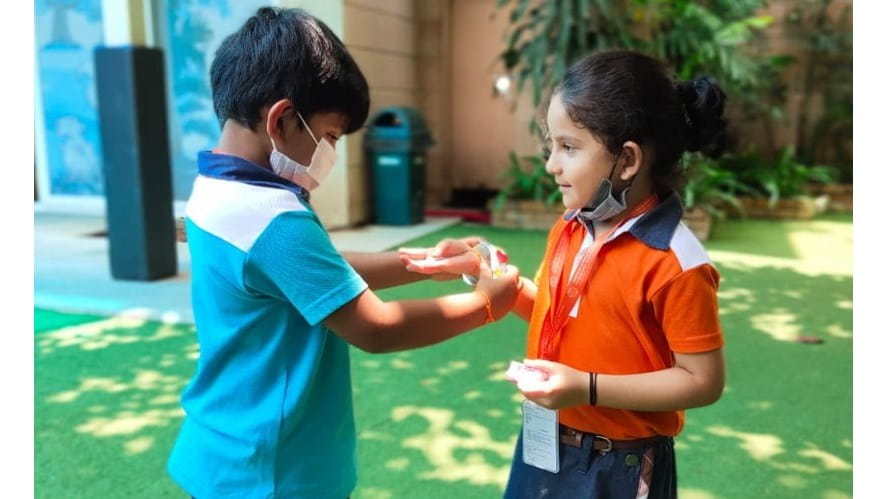 Helping your child make friends at school | Nord Anglia International School Manila-helping-your-child-make-friends-at-school-How to make friends