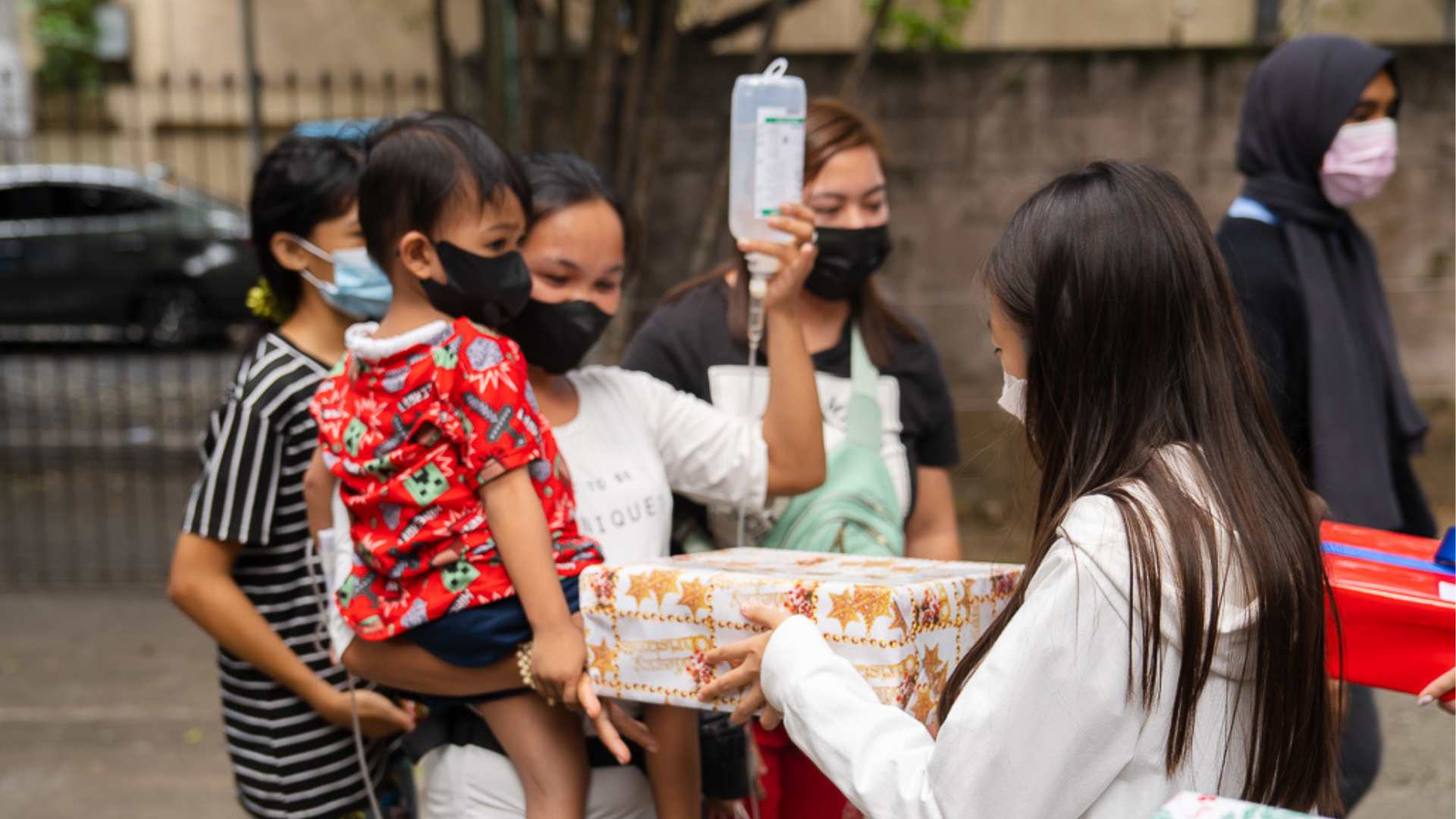 NAISM Students Leads Shoebox Turnover