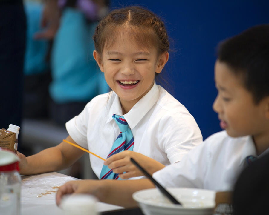 students in elementary school in pudong