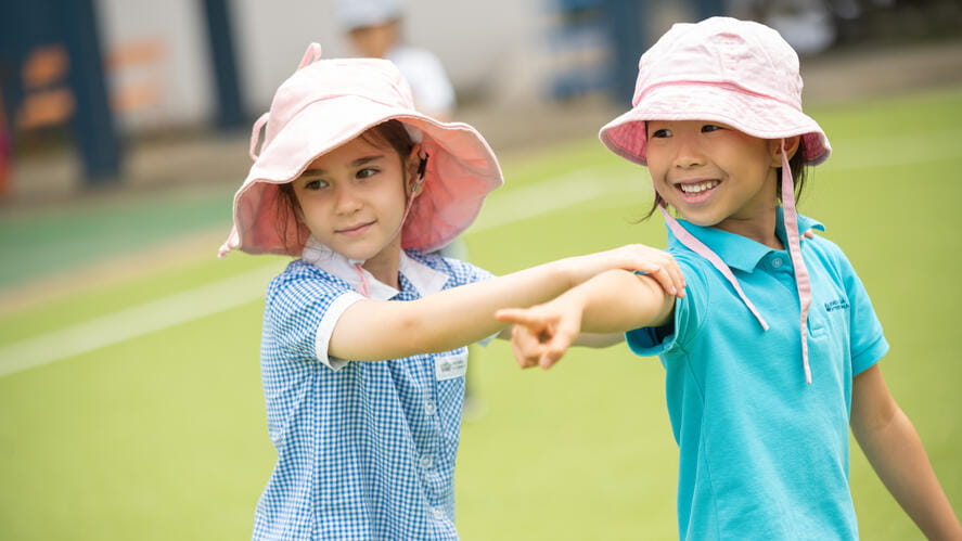 Children who live in Shanghai