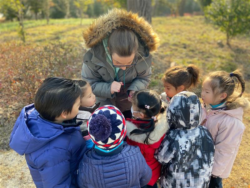 NAIS Pudong forest school lesson