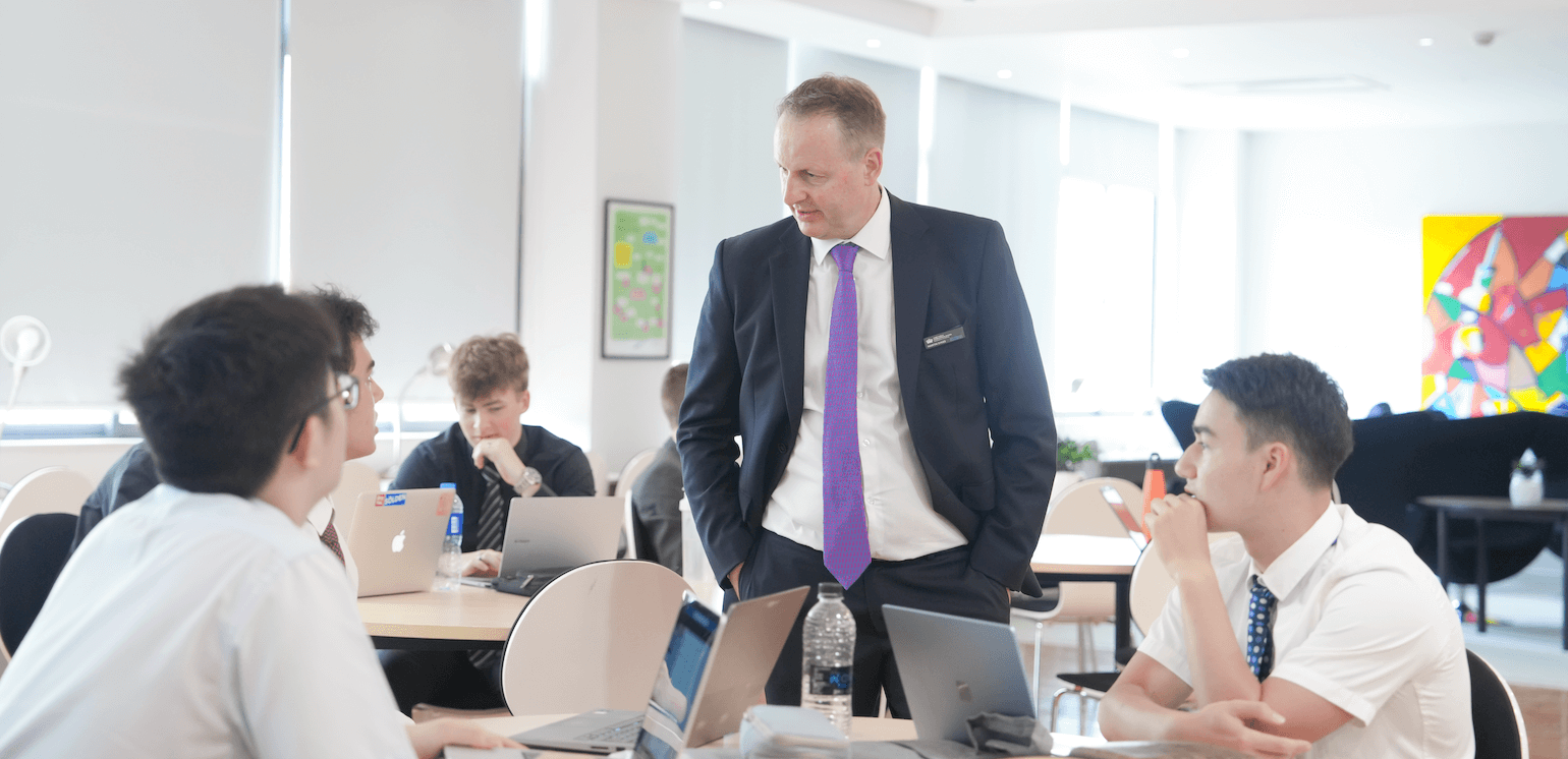 Understanding the IB Diploma Programme... in 60 seconds - The IB in 60 seconds