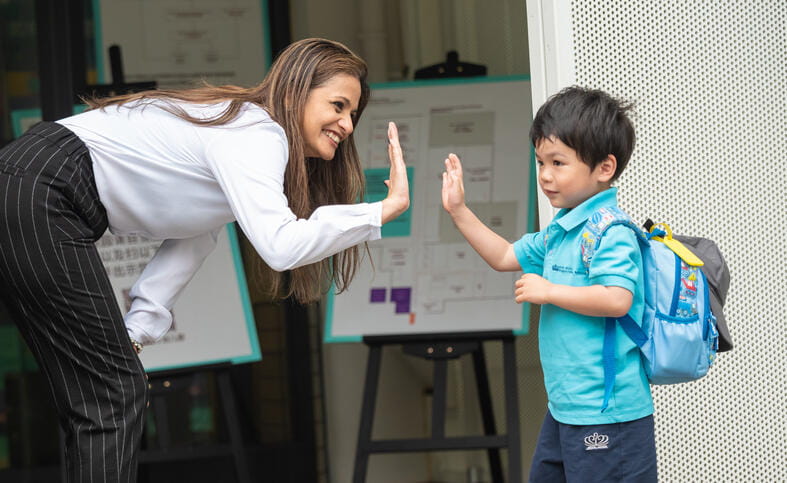 ノードアングリア・インターナショナルスクール上海浦東|英国式×国際教育|NAIS Pudong - 03 - Feature Cards Pattern - RU