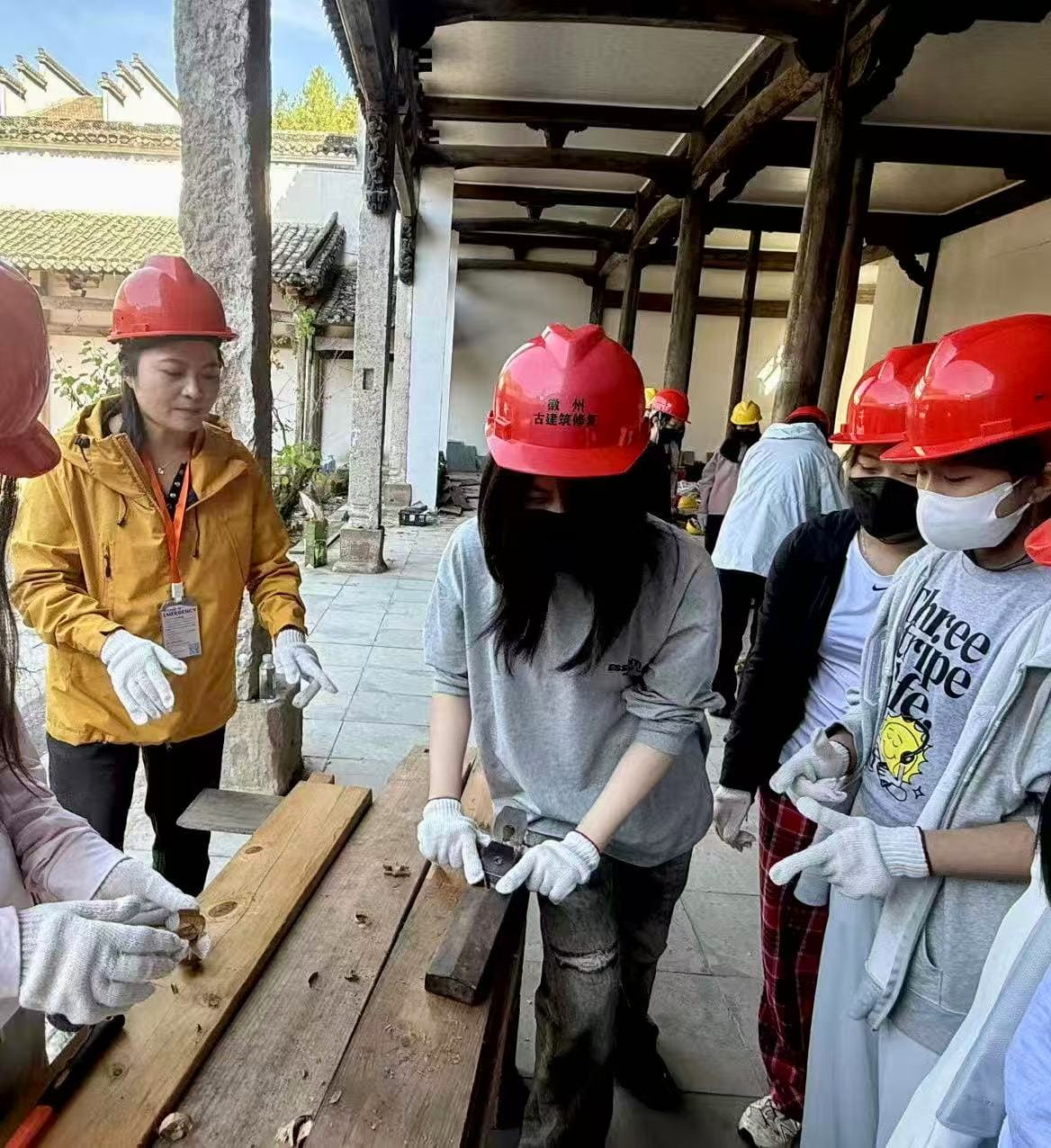 Year 8 and 9 Explore Huangshan for Enrichment Week - Year 8 and 9 Explore Huangshan