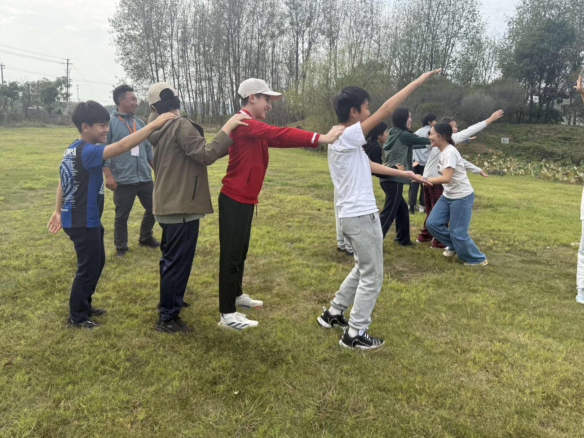 Year 8 and 9 Explore Huangshan for Enrichment Week - Year 8 and 9 Explore Huangshan