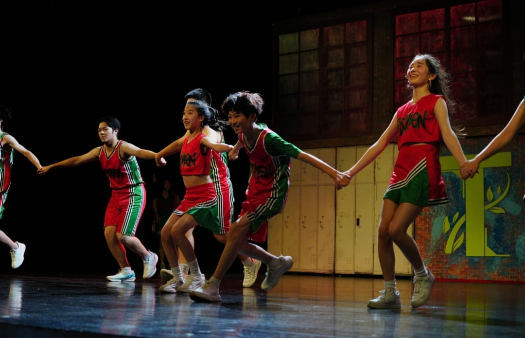 Student success: Happy Z. and Alina S. - Student success Happy Z Y7 and Alina S Y5