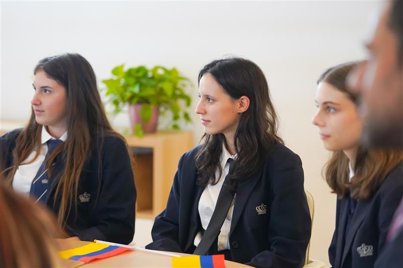 An amazing opportunity to meet the General Consul of Colombia - Mr. Daniel Cruz Cárdenas - Colombia