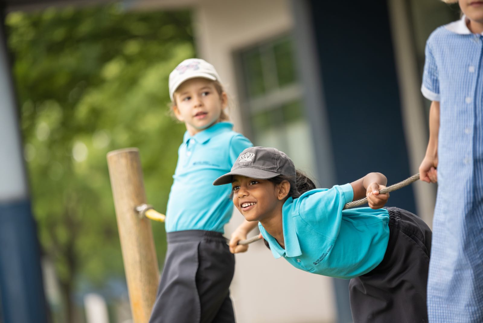 Helping your child make friends at school？ - Helping your child make friends at school