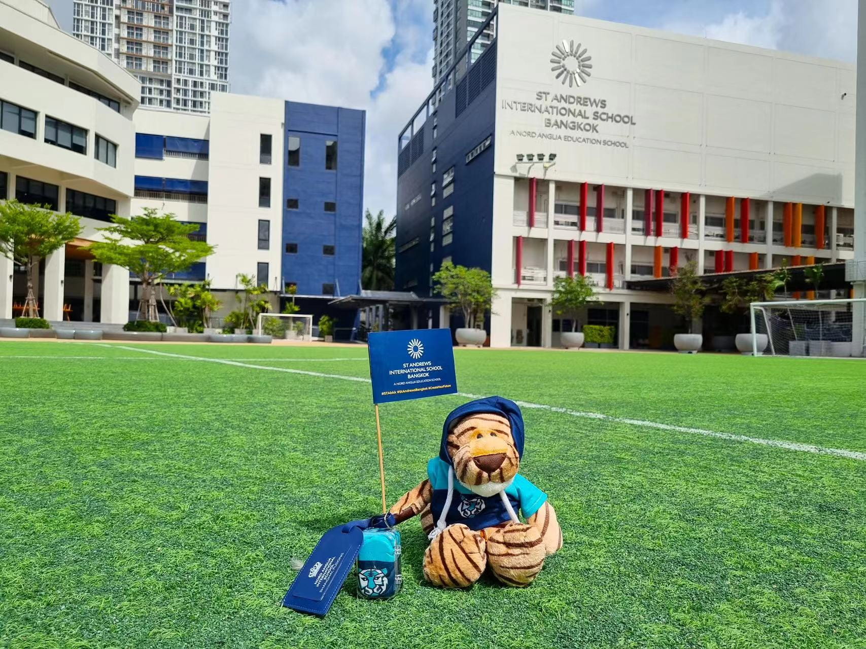 Tony's Travel - Tonys Travel