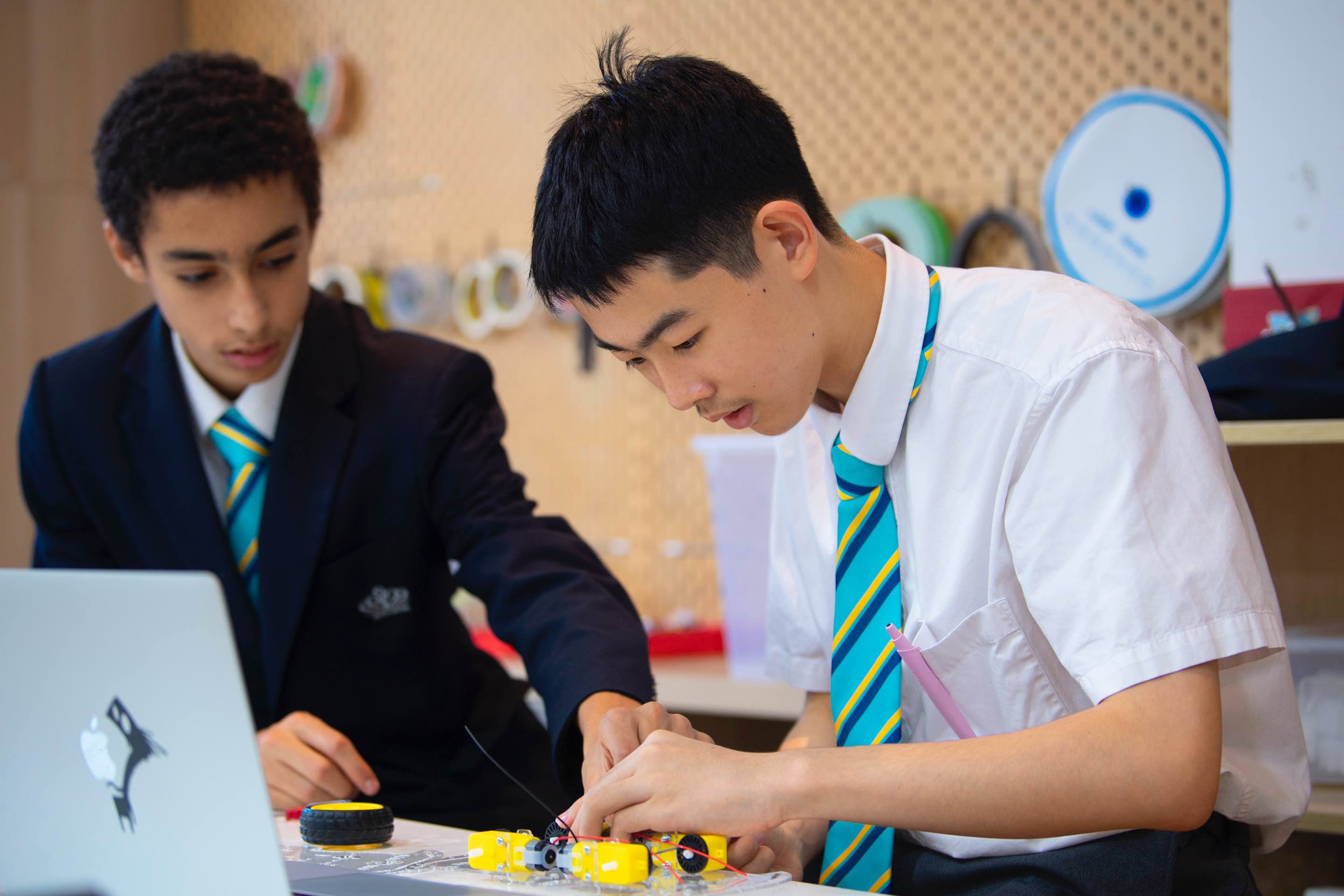 Academic Excellence | Nord Anglia International School Pudong - 01 - Level 2 Page Header With Key Facts