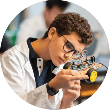 Parent Essentials | Nord Anglia International School Abu Dhabi - 03 Feature Cards