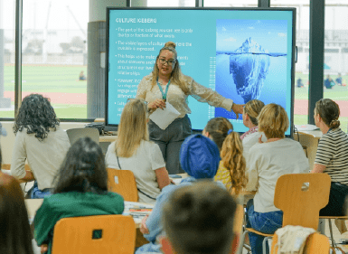 How to Help Your Third-Culture Child Thrive in a New Country - Carousel For News Detail