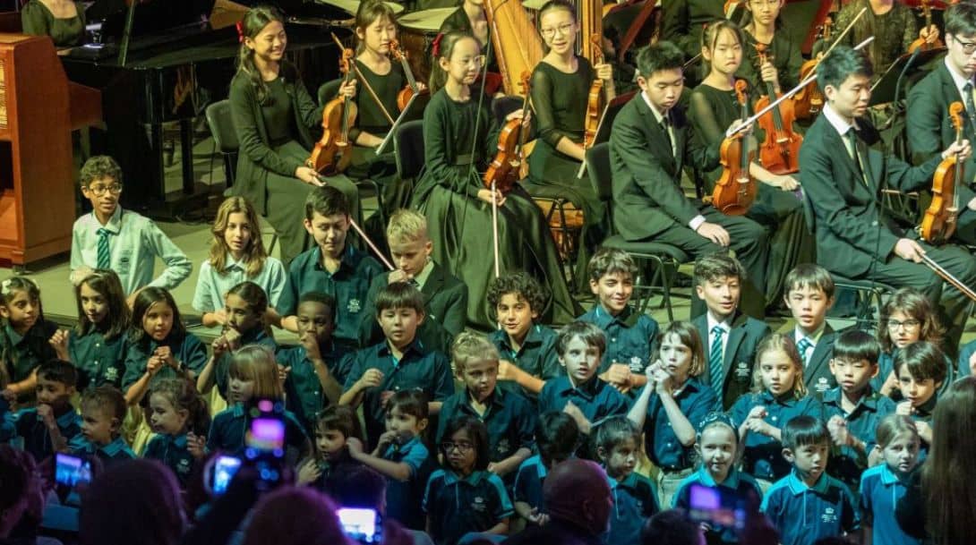 NAISAbuDhabiCreativeArtsCarouselImage4jpg