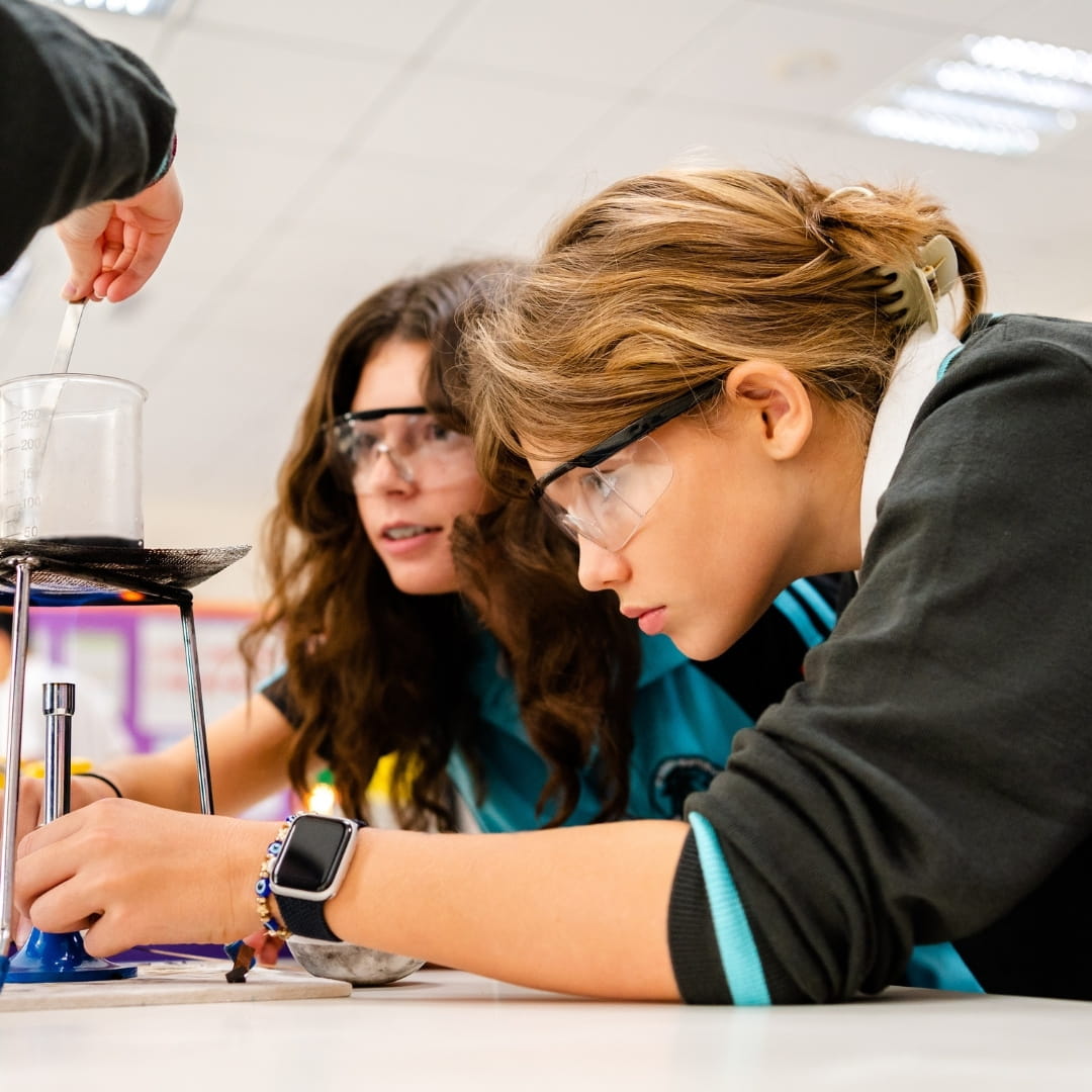 IGCSE Curriculum School in Dubai | NAS Dubai - Image-50-50 1