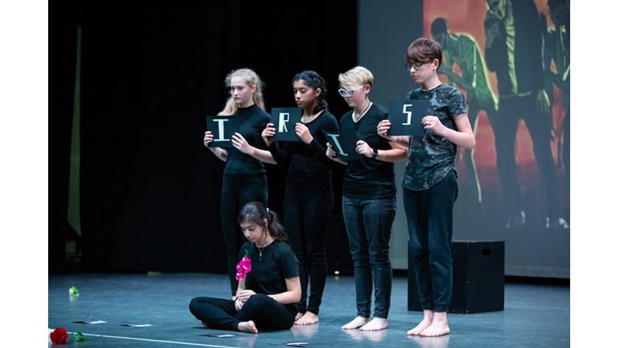 2019_0810_01 Lord David Puttnam Visit_Yr10 Drama Class26