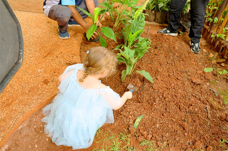 World Childrens Day - World Childrens Day at NAS Jakarta
