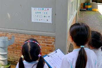 We are Going on a Creature Hunt - English Adventure