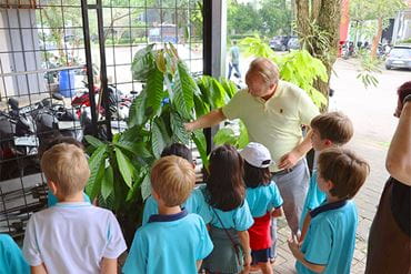 Year Three Chocolate Factory Visit Brings IPC Learning to Life - IPC Learning to Life