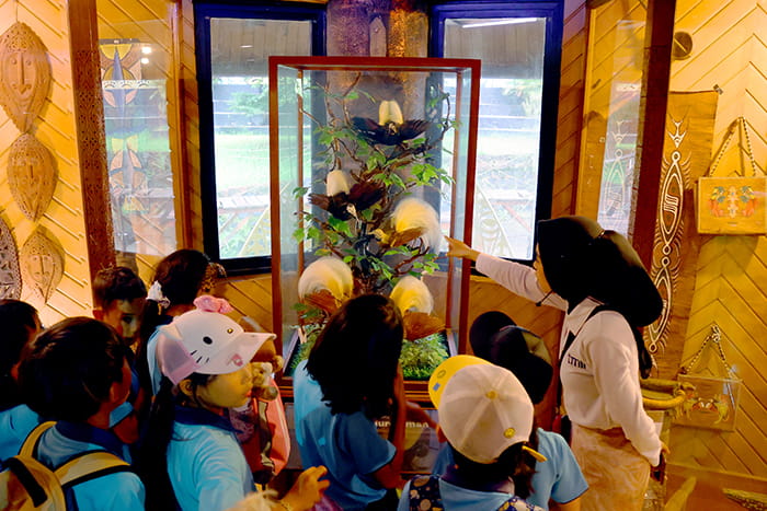 IPC Learning Comes to Life: Exploring Indonesian Architecture at Taman Mini - Exploring Indonesian Architecture at Taman Mini