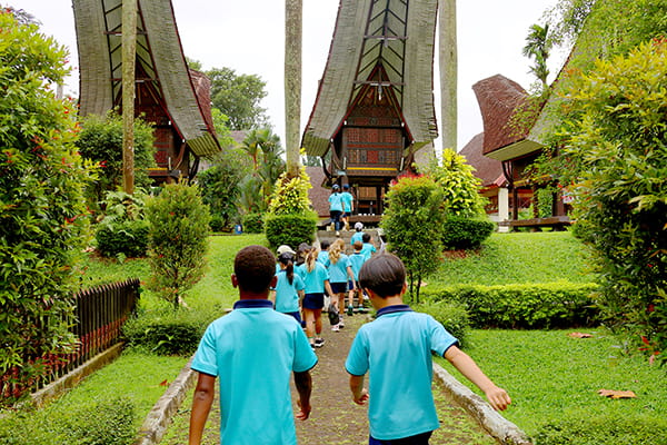 IPC Learning Comes to Life: Exploring Indonesian Architecture at Taman Mini - Exploring Indonesian Architecture at Taman Mini