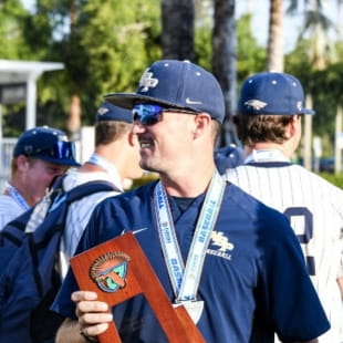 Athletics | North Broward Preparatory School - Feature Cards Pattern - US schools