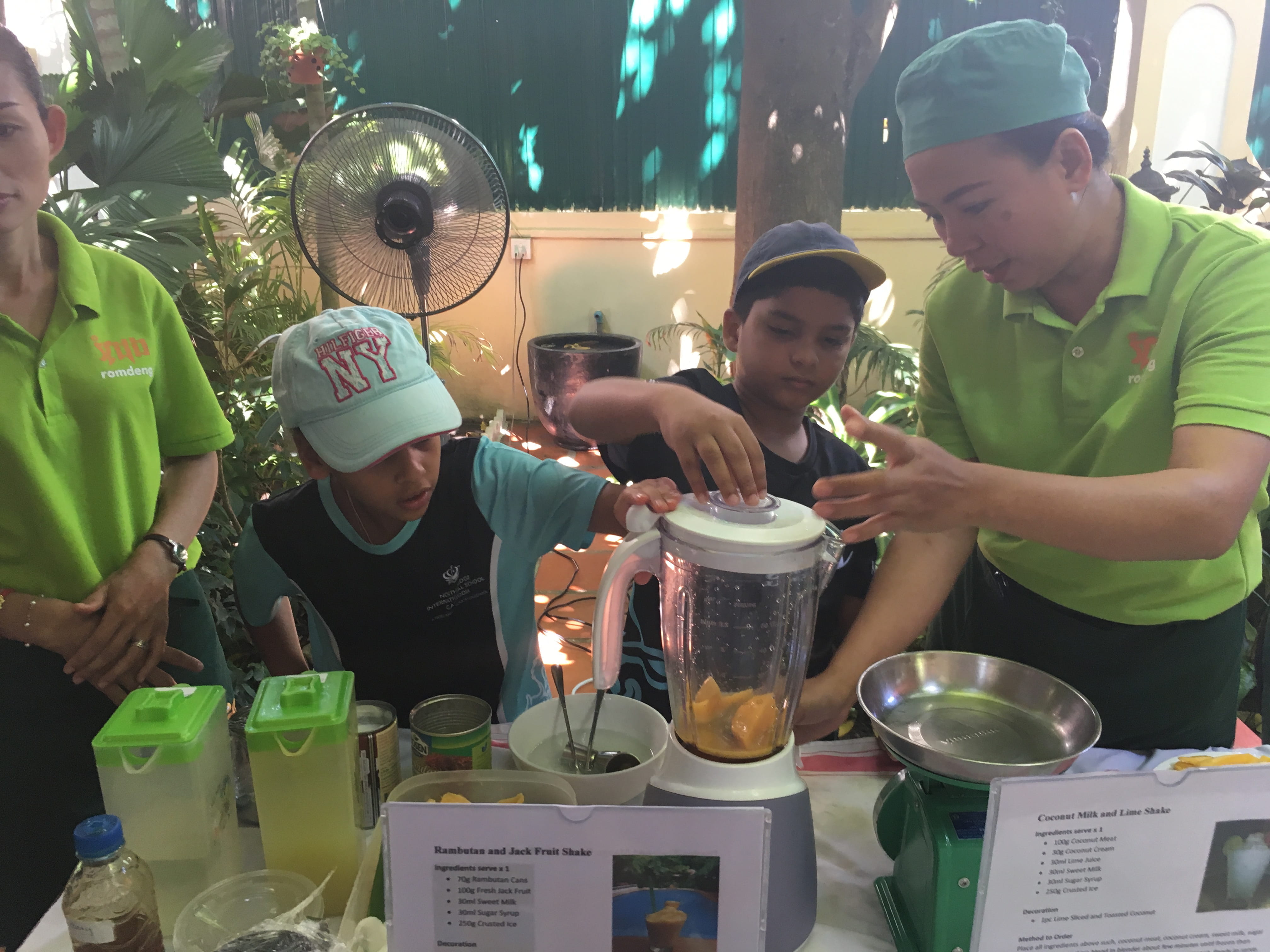 Grade 2s learn about honey production processes in field trip to Romdeng restaurant - grade-2s-learn-about-honey-production-processes-in-field-trip-to-romdeng-restaurant