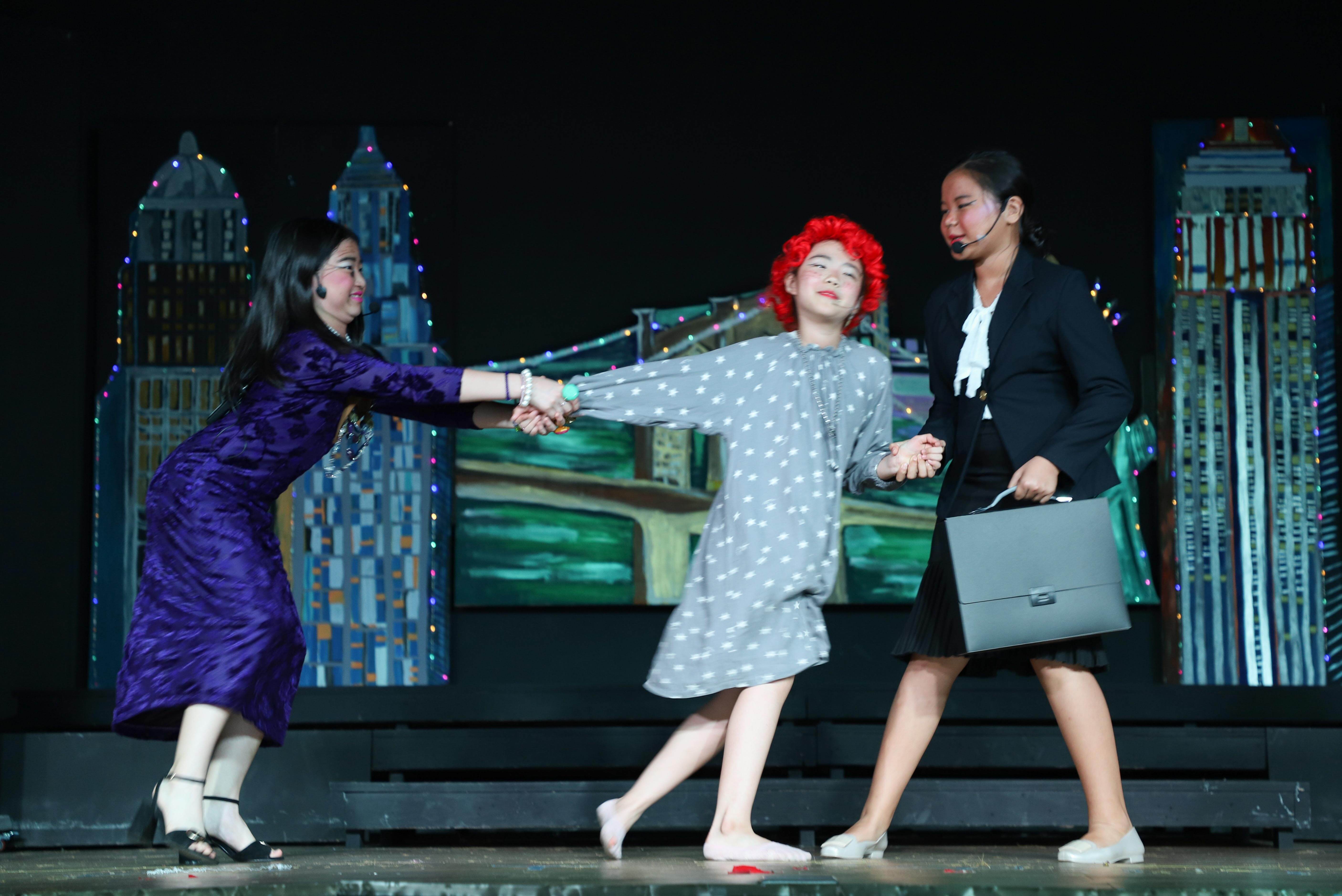 Annie JrPerformance28021976