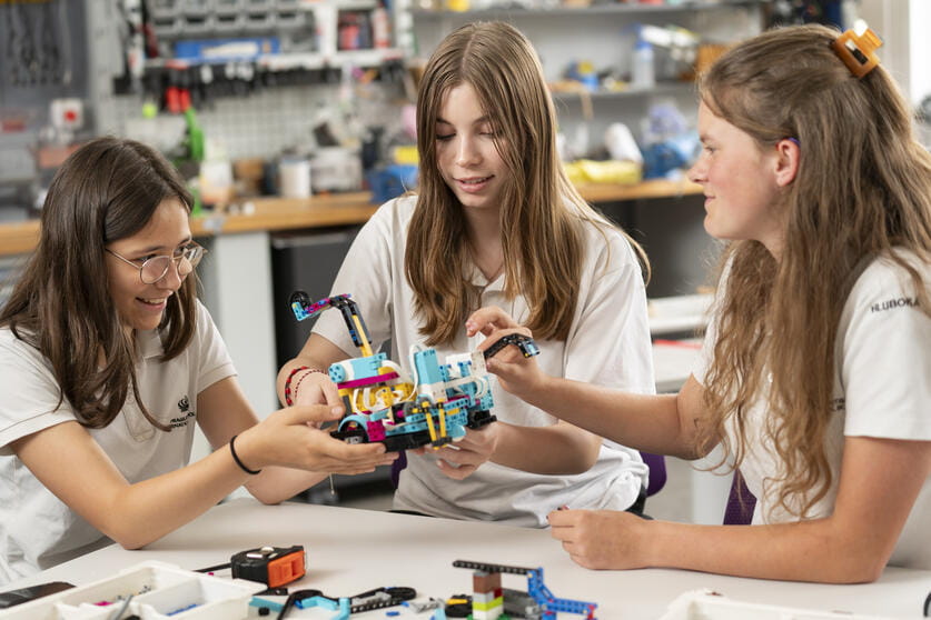 Naše kampusy | Praha 4 a Praha 6 | PBIS - 08 - Our Facilities