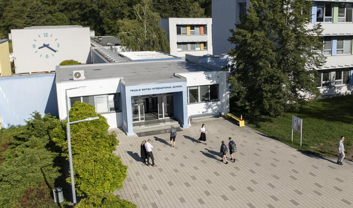 Kampus Kamýk | Prague British International School - Promo With Image