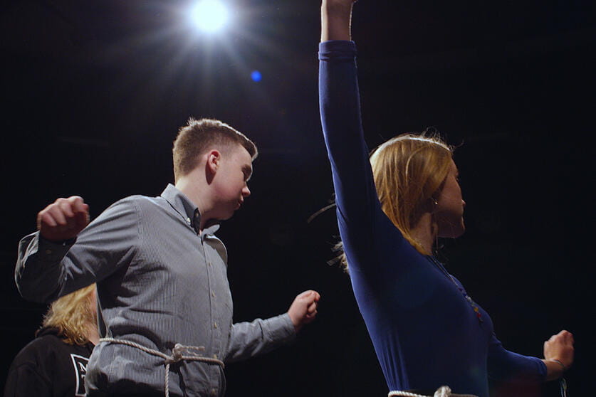 Bilingvní základní škola v Praze | PBIS Prague - Feature Cards Pattern