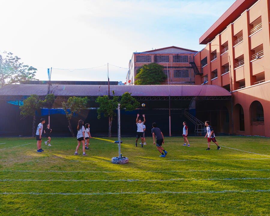 ข้อกำหนดด้านการสมัครเข้าเรียน | โรงเรียนนานาชาติรีเจ้นท์กรุงเทพฯ - Image-50-50 2