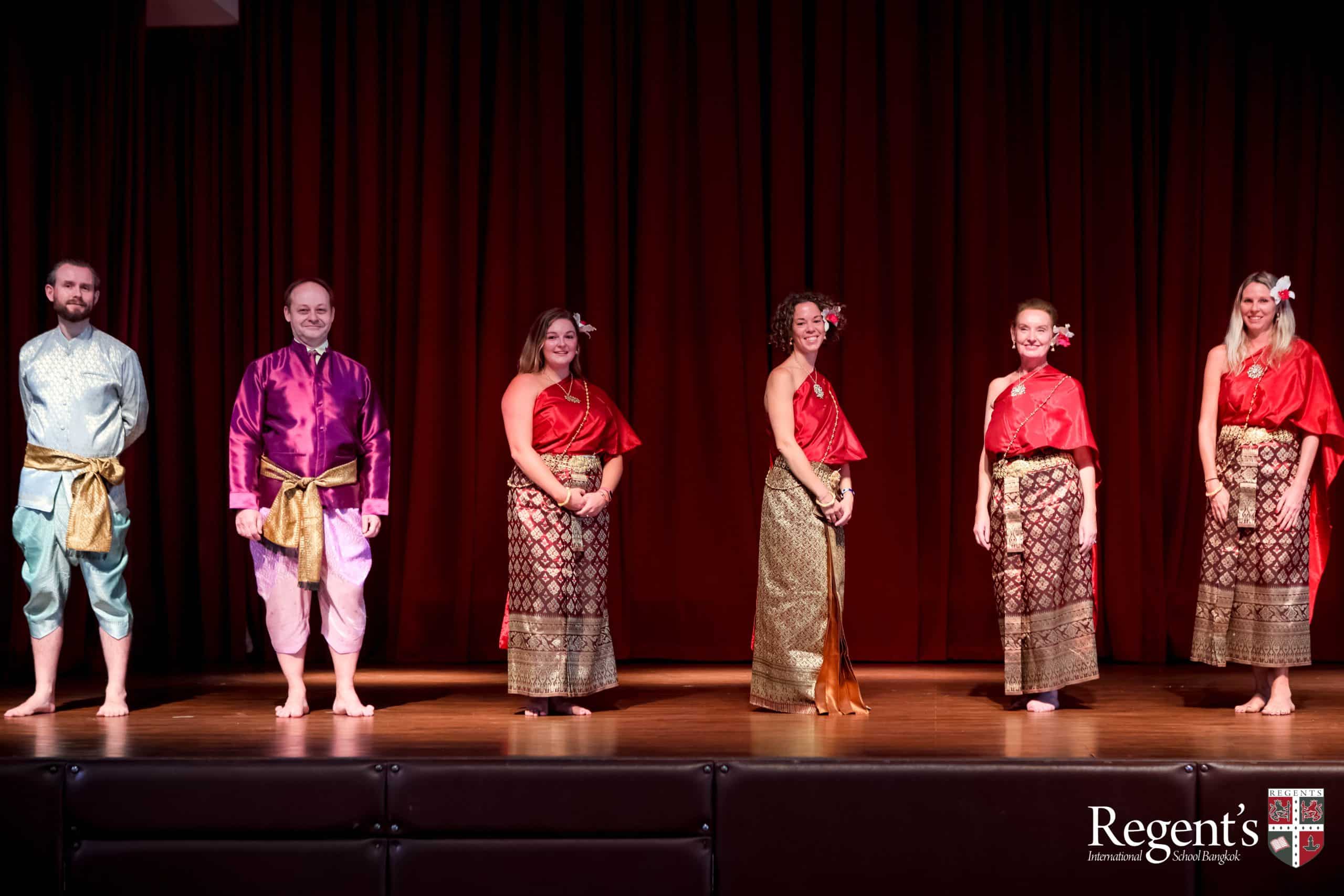 Celebrating Local Traditions | News | Regent's Bangkok - loy-krathong