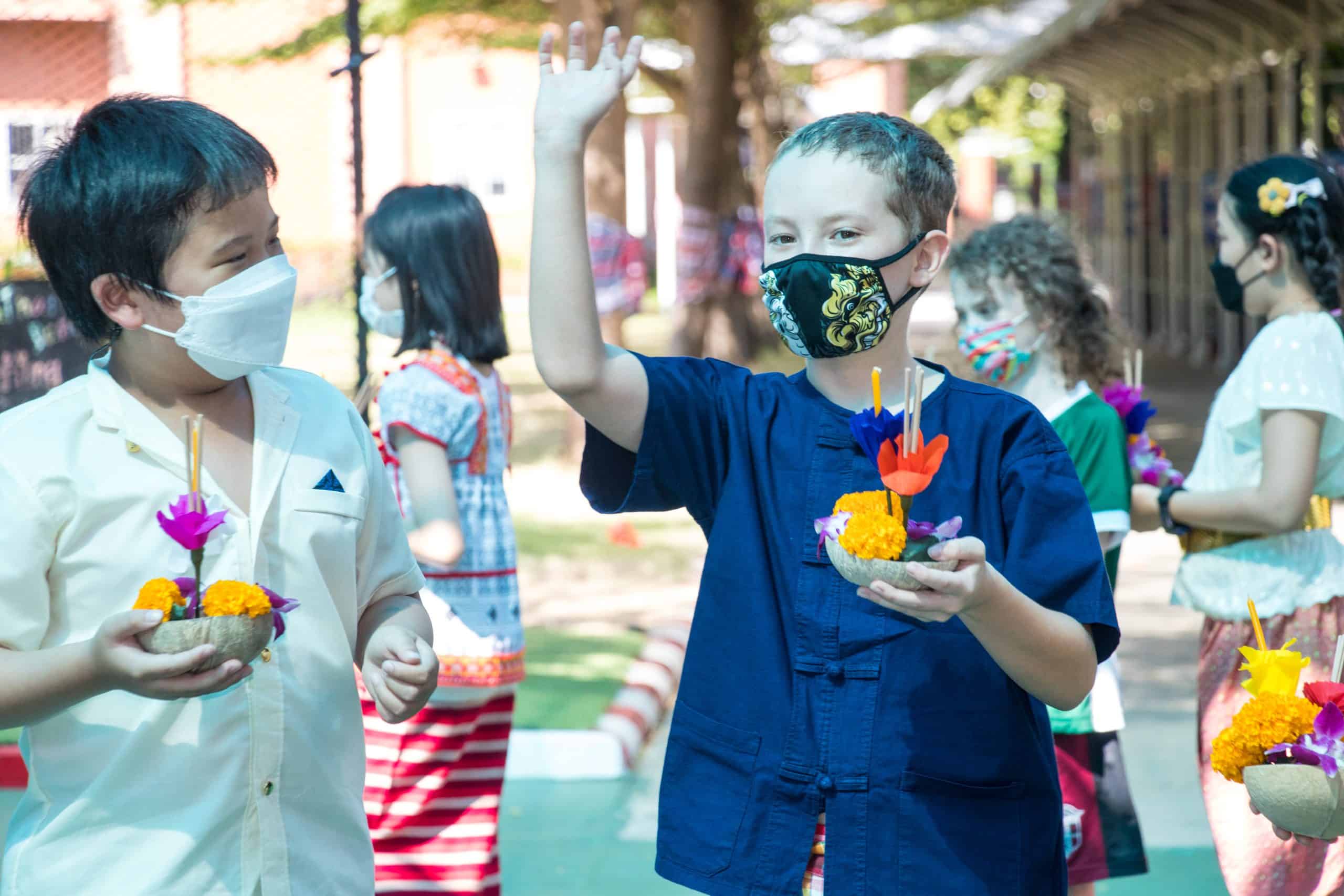 Celebrating Local Traditions | News | Regent's Bangkok - loy-krathong